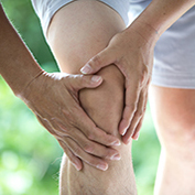 Knee pain due to osteoarthritis flare