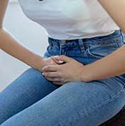 woman with urinary tract infection (UTI)